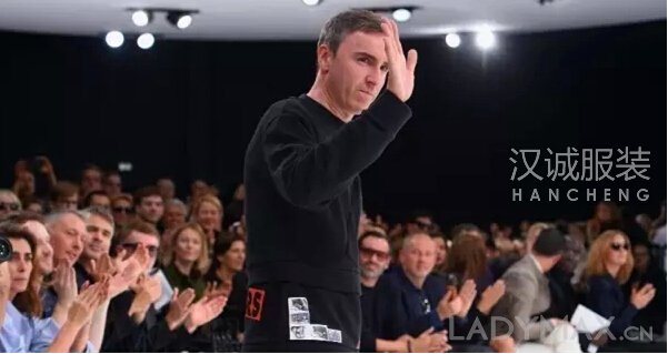 设计师Raf Simons将入主CK的消息被基本证实