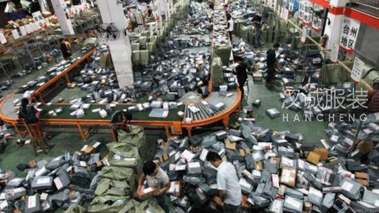 中国奢侈品价格高 代购潮再次掀起