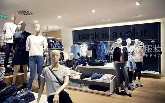 Gap销售额已连续下跌7个季度 问题出在哪儿